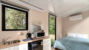 Unclassified image, 4 of 25, button - Lovely Tiny House Surrounded by Wildlife in Queensland (Bahrs Scrub)