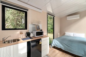 Unclassified image, 4 of 25, button - Lovely Tiny House Surrounded by Wildlife in Queensland (Bahrs Scrub)