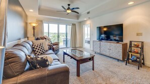 Unclassified image, 4 of 31, button - Cozy 2-bedroom Trackside Retreat condo in fantastic Bristol (Bristol)