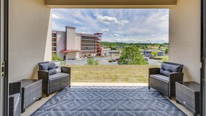 Unclassified image, 5 of 31, button - Cozy 2-bedroom Trackside Retreat condo in fantastic Bristol (Bristol)