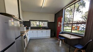Unclassified image, 5 of 18, button - Victoria Glamping Cabin, Perfect for a Family Getaway to the Grampians (Dadswells Bridge)