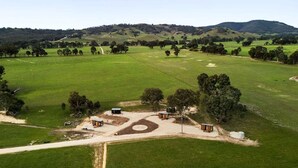 Unclassified image, 4 of 23, button - Peaceful Farm Stay Tiny House with Vineyard Views near Avoca, Warrenmang Victoria (Warrenmang)