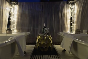 Unclassified image, 4 of 21, button - Vineyard Tiny Glamping in Victoria near Kara Kara National Park (Redbank)