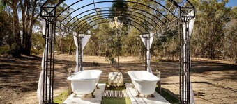 Vineyard Tiny Glamping in Victoria near Kara Kara National Park