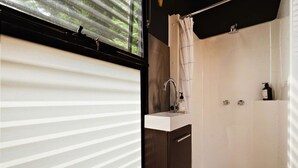 Unclassified image, 3 of 22, button - Luxury Tiny Home is Perfect for a Victoria Bush Retreat (Korweinguboora)