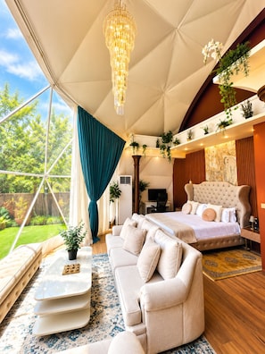 Unclassified image, 5 of 29, button - Room-serene & Luxury Emperor Dome Privat (Romblon)