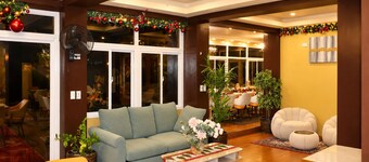 Room-serene & Luxury Emperor Dome Privat