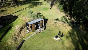 Unclassified image, 2 of 19, button - Cute Tiny House for a Delightful Relaxing Farm Stay Surrounded by Nature in Mundoolun, Queensland (Mundoolun)