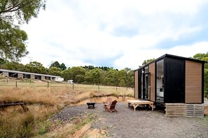 Unclassified image, 4 of 18, button - Tiny House Glamping on a Horse Farm in Macclesfield, Ideal for a Nature Escape from Melbourne (Macclesfield)