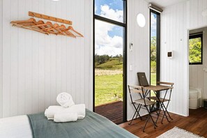 Unclassified image, 5 of 19, button - Peaceful Tiny House Retreat with Breathtaking Countryside Views in Queensland (Conondale)