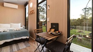 Unclassified image, 4 of 22, button - Lovely Tiny House in Wongawallan, Queensland (Wongawallan)