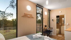 Unclassified image, 5 of 22, button - Lovely Tiny House in Wongawallan, Queensland (Wongawallan)