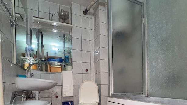 Unclassified image, 1 of 10, button - Lorik Studio Apartment (Prishtinë)