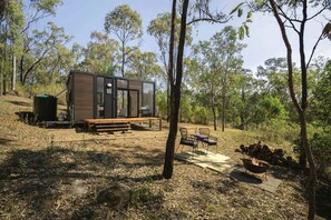 Unclassified image, 2 of 20, button - Tranquil Tiny House Perfect for Hiking Trails in Baffle Creek, Queensland (Baffle Creek)