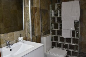 Unclassified image, 5 of 12, button - Apartment 'Lo Raco Del Delta' with Private Terrace, Wi-Fi and Air Conditioning (Sant Jaume d'Enveja)