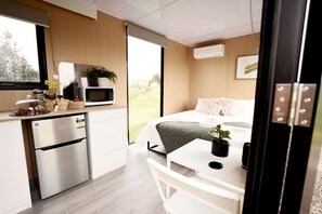Unclassified image, 4 of 17, button - Pet Friendly Tiny Home for a Glamping Getaway outside Melbourne (Clunes)