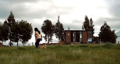 Pet Friendly Tiny Home for a Glamping Getaway outside Melbourne