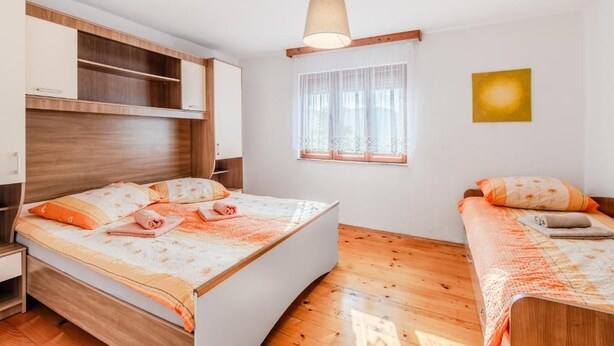 Unclassified image, 1 of 24, button - Holiday Homes Pr Pelaku with Sauna (Slap ob Idrijci)