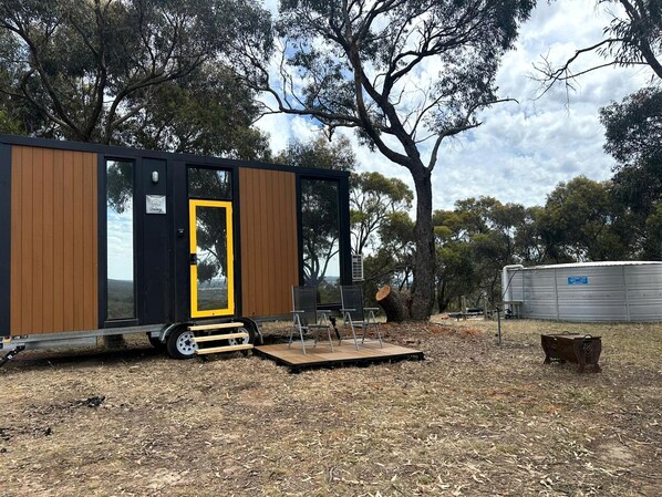 Unclassified image, 1 of 12, button - Farm Stay Tiny House with Hilltop Views and Firepit in Tallarook, Australia (Tallarook)