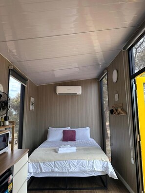 Unclassified image, 2 of 12, button - Farm Stay Tiny House with Hilltop Views and Firepit in Tallarook, Australia (Tallarook)
