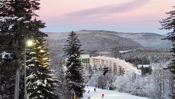 Unclassified image, 1 of 28, button - Cozy 1-bedroom Ski in/Ski out condo in peaceful Snowshoe, Great Location (Snowshoe)