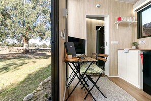Unclassified image, 4 of 19, button - Wonderful Tiny House with Epic Views in Victoria (Taggerty)