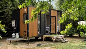 Unclassified image, 2 of 18, button - Fully Equipped Tiny House Perfect for an Intimate Getaway in Victoria (Lancefield)