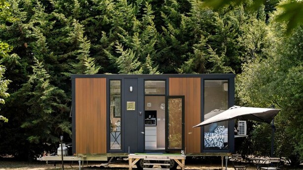 Unclassified image, 1 of 18, button - Fully Equipped Tiny House Perfect for an Intimate Getaway in Victoria (Lancefield)