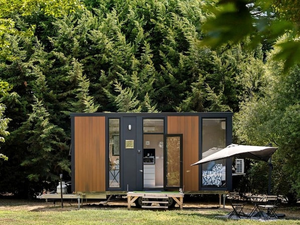 Unclassified image, 1 of 18, button - Fully Equipped Tiny House Perfect for an Intimate Getaway in Victoria (Lancefield)