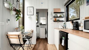 Unclassified image, 5 of 13, button - Charmingly Tiny House in Springmount, Victoria (Springmount)