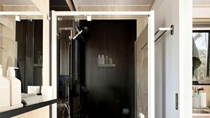 Unclassified image, 4 of 13, button - Charmingly Tiny House in Springmount, Victoria (Springmount)