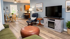 Unclassified image, 4 of 14, button - Cozy Lake House, Family, Friends, Fun! (Shelbyville)