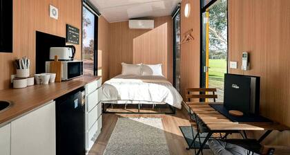 Rustic Tiny House Farm Stay Surrounded by Nature near Pyrenees Wine Region, Victoria