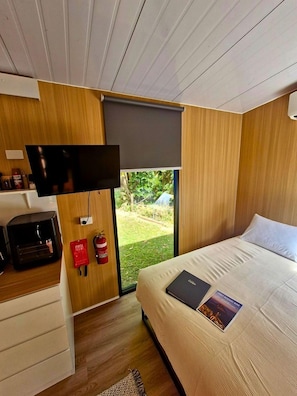 Unclassified image, 4 of 11, button - Secluded Tiny House Escape Near Cedar Creek Falls in Tamborine Mountain, Queensland, Australia (Tamborine Mountain)