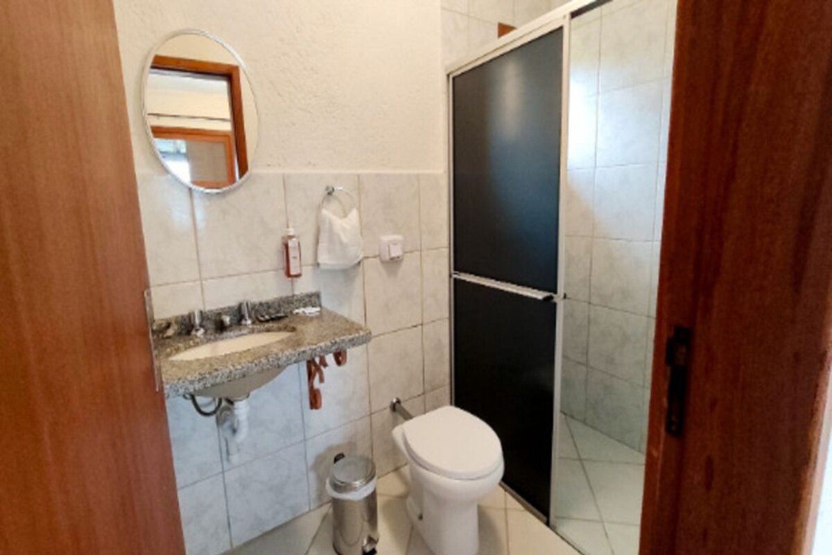 Basic Suite, Hill View | Bathroom