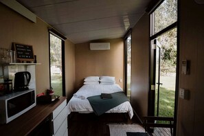 Unclassified image, 2 of 14, button - Great Tiny House with Lovely Hiking Trails and Wildlife in Queensland (Baffle Creek)