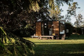 Unclassified image, 4 of 14, button - Great Tiny House with Lovely Hiking Trails and Wildlife in Queensland (Baffle Creek)