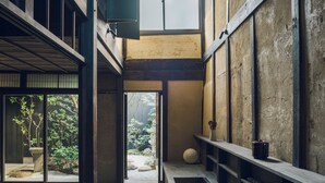 Unclassified image, 5 of 32, button - MOTOMOU (katada-cho, shimogyo-ku, Kyoto)