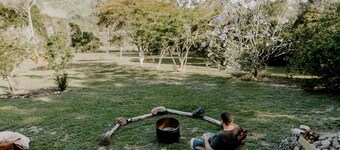 Tiny Glamping in Mount Perry, Ideal to Explore Mount Walsh National Park
