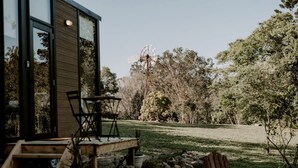 Unclassified image, 4 of 13, button - Tiny Glamping in Mount Perry, Ideal to Explore Mount Walsh National Park (Mount Perry)