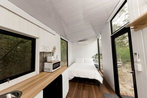 Room - Fantastic Tiny House Retreat with Vineyards Views in Anna Bay, New South Wales (Anna Bay)