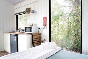 Unclassified image, 4 of 29, button - Ideal Tiny House Retreat Perfect for a Romantic Getaway in Queensland, Australia (Perwillowen)