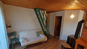 Unclassified image, 2 of 30, button - Holiday Homes Pr Pelaku with Sauna (Preddvor)