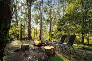 Unclassified image, 5 of 23, button - Secluded Tiny Home with Outdoor Spa & National Park Views near Churchill, Yinnar South Vic (Boolarra)