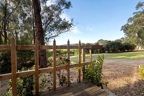 Unclassified image, 5 of 25, button - Gorgeous Tiny House with Fire Pit in Yarra Junction, Victoria (Yarra Junction)