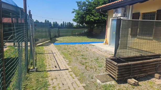 Unclassified image, 1 of 12, button - Vrbo Property (Emilia-Romagna)