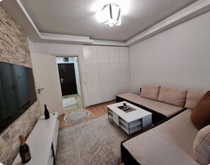 Ảnh chưa phân loại, 3 trong số 6 ảnh, nút