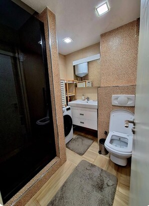 Ảnh chưa phân loại, 2 trong số 6 ảnh, nút