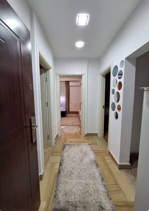 Ảnh chưa phân loại, 4 trong số 6 ảnh, nút