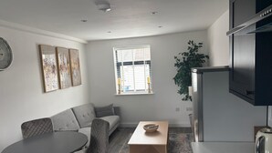 Unclassified image, 4 of 17, button - One-Bed Luxurious apartment near A1 (Yaxley)